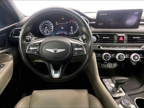 Used 2022 Genesis G70 2.0T RWD image 6