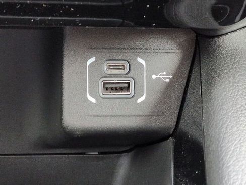 New 2026 Jeep Compass Latitude image 21