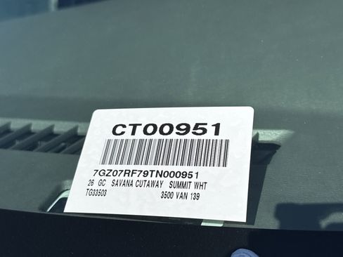 New 2026 GMC Savana 3500 w/ Driver Convenience Package image 38