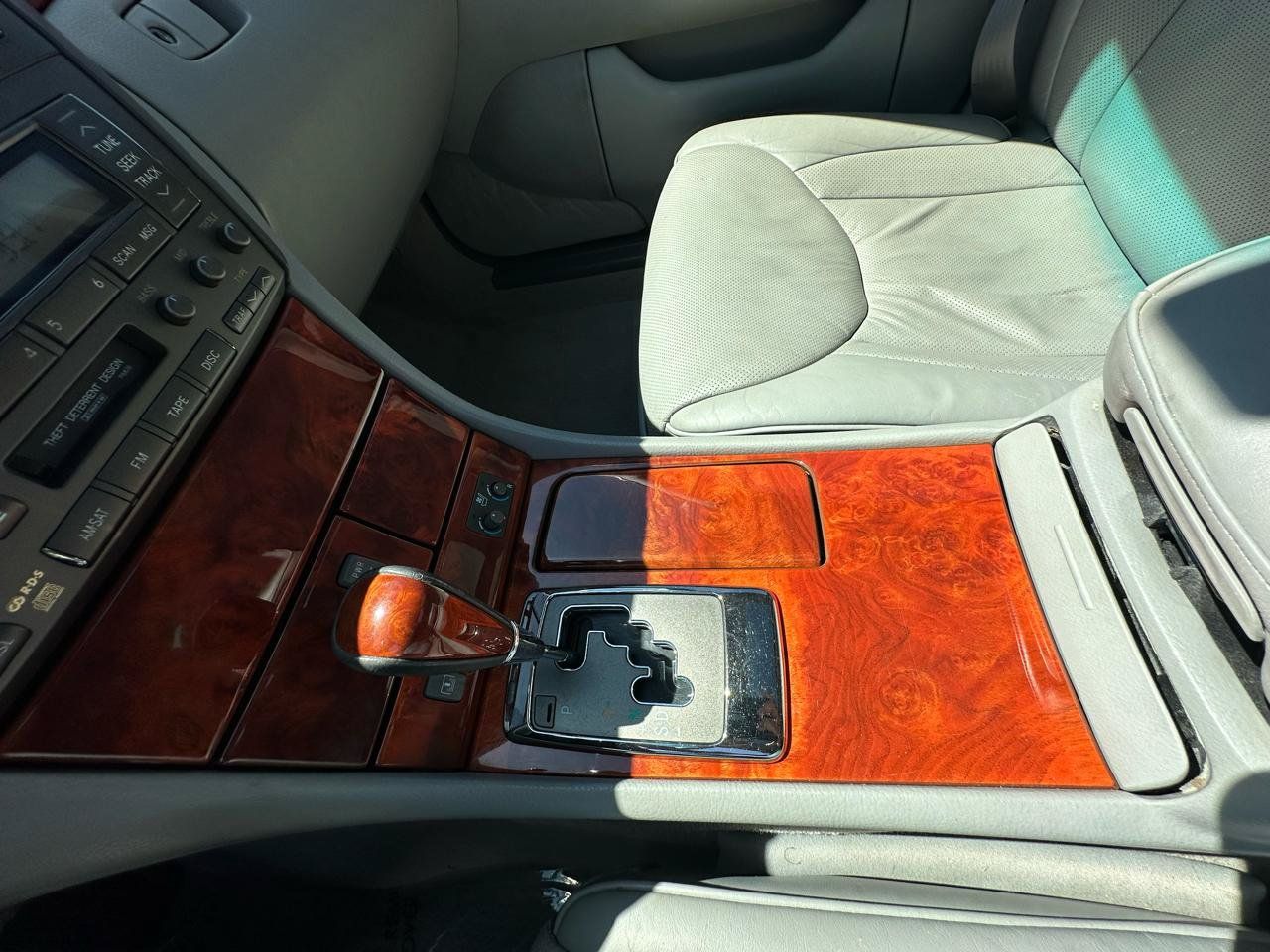 Used 2004 Lexus LS 430 RWD image 49