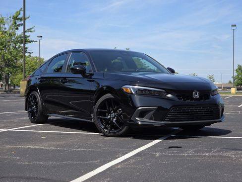 Certified 2024 Honda Civic Sport image 2