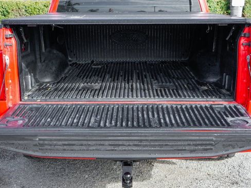 Used 2016 Ford F150 XL w/ Equipment Group 101A Mid image 9