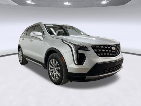 Used 2021 Cadillac XT4 Premium Luxury FWD image 32