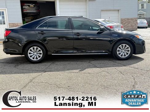 Used 2014 Toyota Camry LE FWD image 8