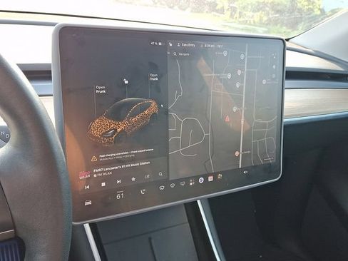 Used 2021 Tesla Model Y Long Range AWD/4WD image 16