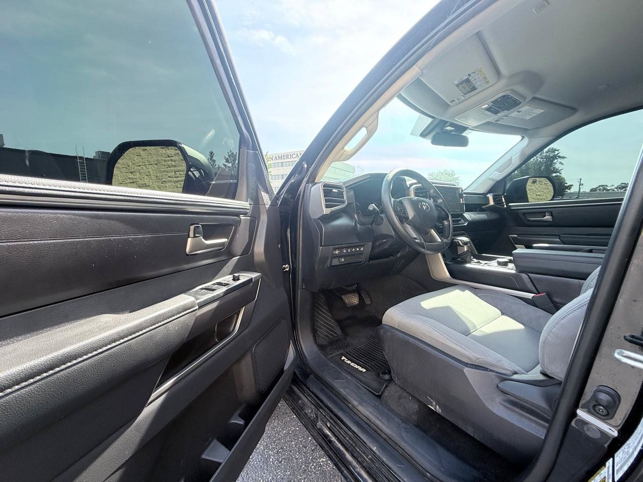 Used 2024 Toyota Tundra SR5 w/ SR5 Convenience Package AWD/4WD image 10