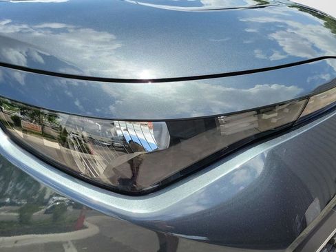 Used 2025 Kia Soul LX w/ LX Technology Package FWD image 33