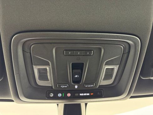 Used 2019 GMC Sierra 1500 AT4 w/ AT4 Premium Package AWD/4WD image 33