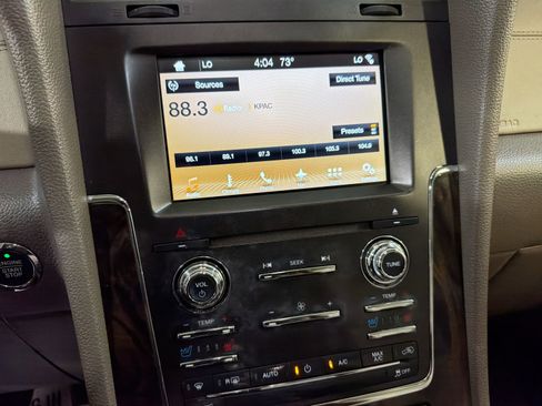 Used 2017 Lincoln Navigator Select RWD image 17