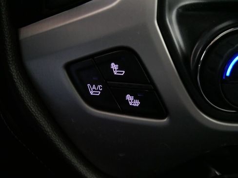 Used 2014 GMC Sierra 1500 SLT w/ SLT Crew Cab Value Package image 24