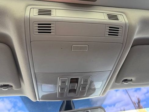 Used 2019 Volkswagen Jetta SE FWD image 18