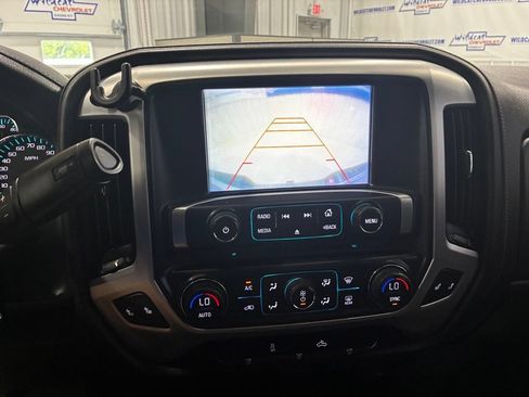 Used 2017 GMC Sierra 1500 SLE w/ SLE Value Package AWD/4WD image 21