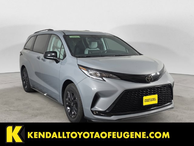 Certified 2026 Toyota Sienna XSE AWD/4WD image 3