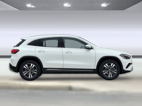 Used 2026 Mercedes-Benz GLA 250 image 8