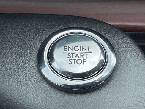 Used 2023 Lincoln Aviator Reserve w/ Equipment Group 201A RWD image 23