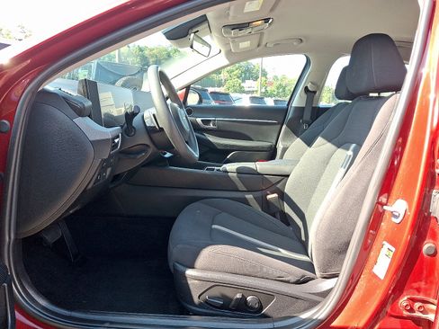 Used 2024 Hyundai Sonata SEL FWD image 13
