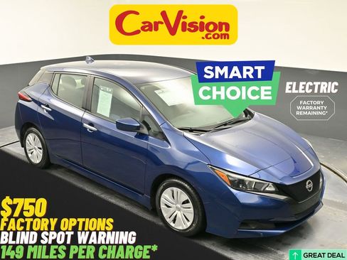Used 2023 Nissan Leaf S image 1