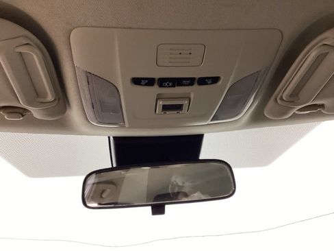 Used 2020 Toyota Corolla LE FWD image 16