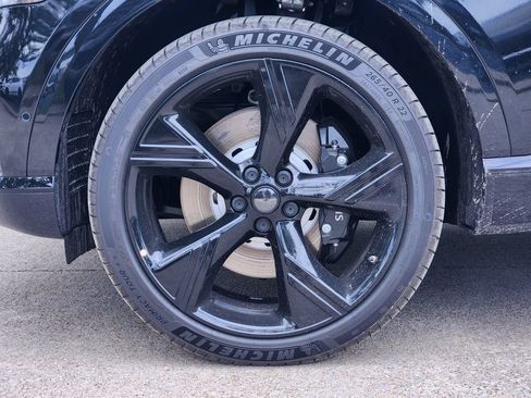 New 2026 Genesis GV70 2.5T Select AWD/4WD image 9
