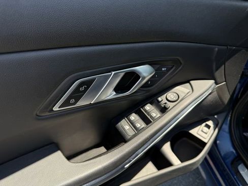 Used 2022 BMW 330i Sedan w/ Driving Assistance Package image 11