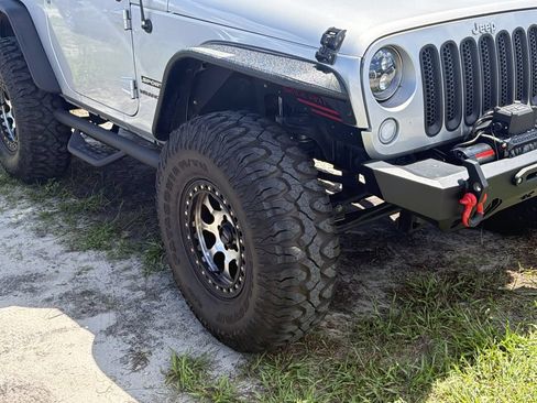 Used 2012 Jeep Wrangler Sport w/ Connectivity Group AWD/4WD image 2