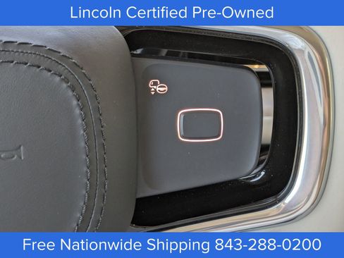 Certified 2025 Lincoln Navigator Reserve image 30