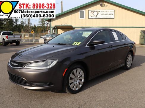 Used 2016 Chrysler 200 LX FWD image 2