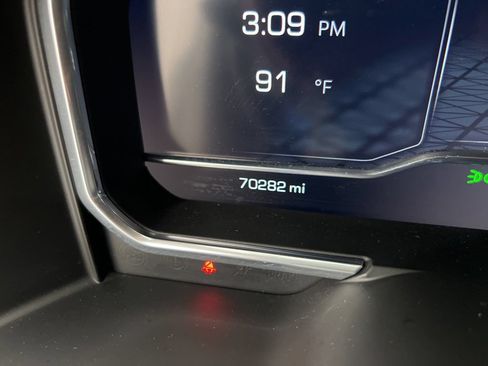 Used 2022 GMC Sierra 1500 AT4 w/ AT4 Premium Package AWD/4WD image 12
