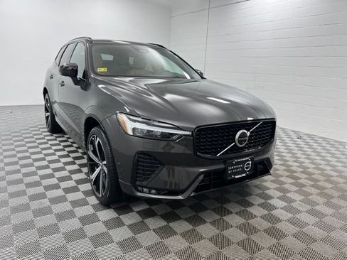 Used 2023 Volvo XC60 B5 Ultimate w/ Climate Package AWD/4WD image 1