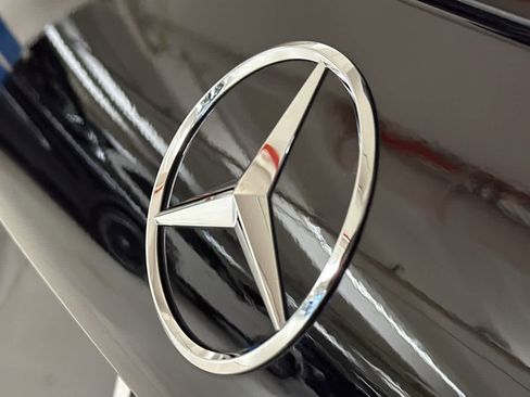 Certified 2024 Mercedes-Benz GLB 250 4MATIC image 10