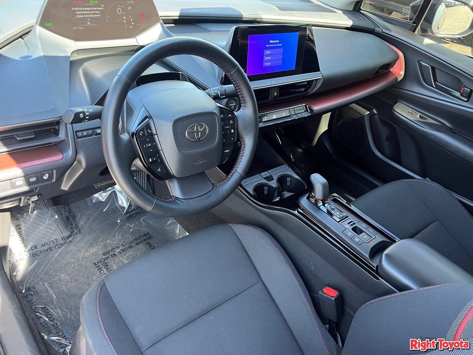Certified 2025 Toyota Prius Plug-In Hybrid FWD image 20