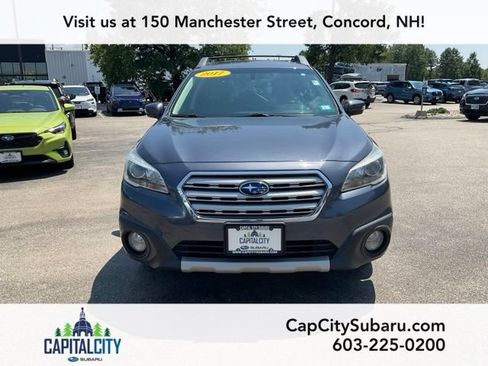 Used 2017 Subaru Outback 2.5i Limited AWD/4WD image 2