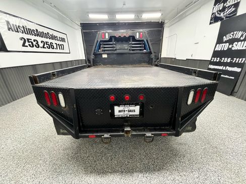 Used 2006 Dodge Ram 3500 Truck SLT image 4