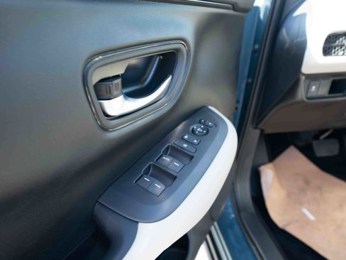 New 2026 Honda HR-V LX image 7