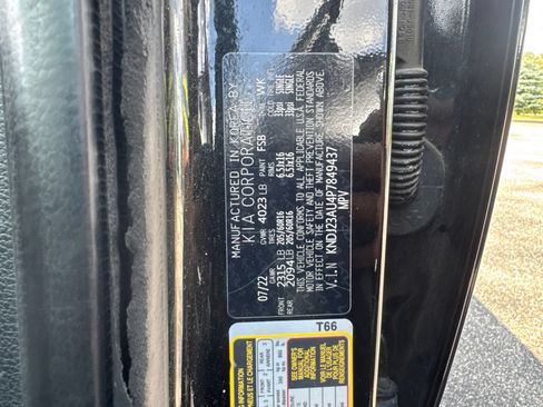 Used 2023 Kia Soul LX w/ Option Group 015 FWD image 28
