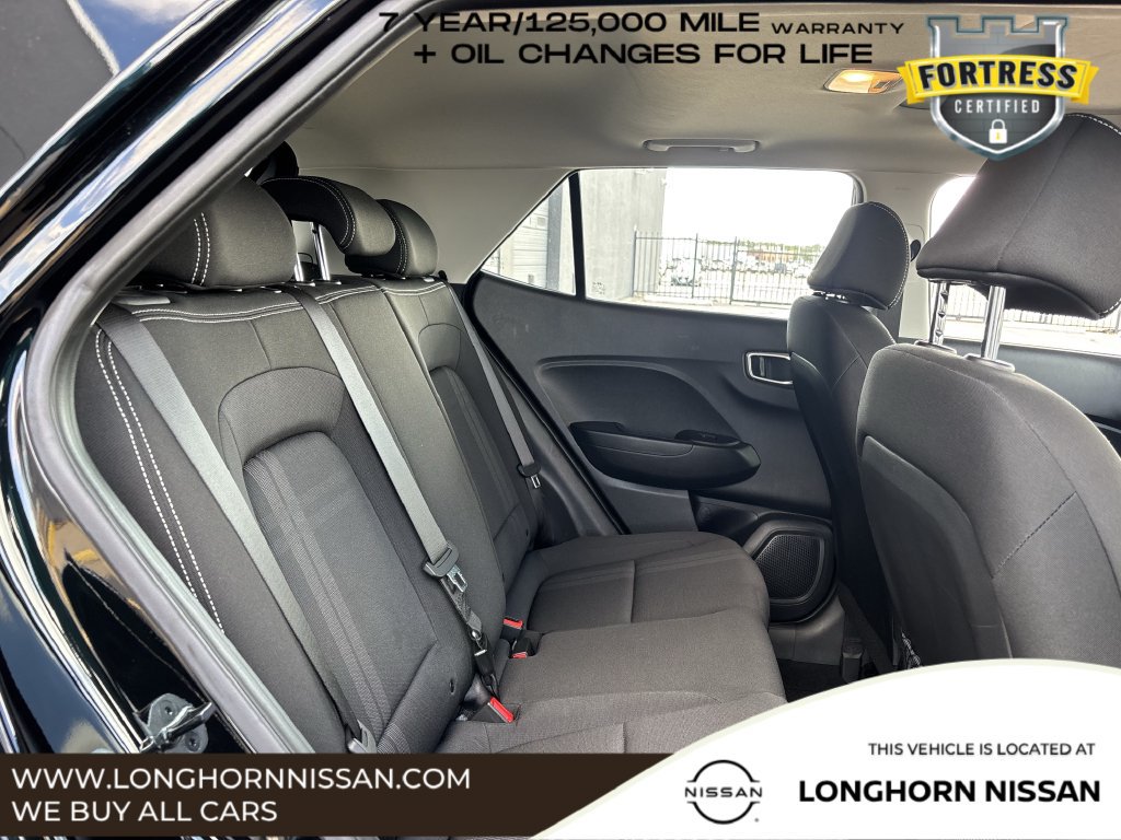 Used 2023 Hyundai Venue SEL FWD image 24