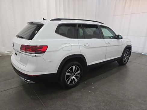 Used 2023 Volkswagen Atlas SE FWD image 2