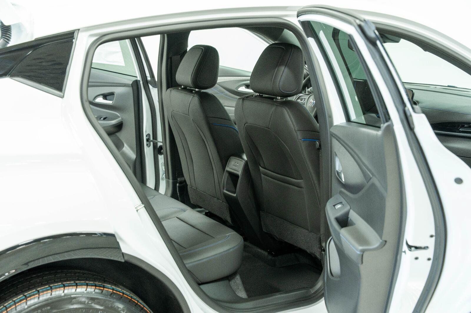 New 2026 Buick Envista Sport Touring w/ Convenience I Package FWD image 13