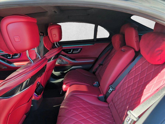 Used 2024 Mercedes-Benz S 580 4MATIC Sedan image 19