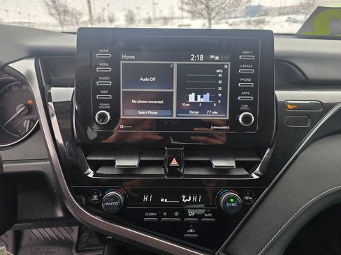 Used 2022 Toyota Camry SE image 20