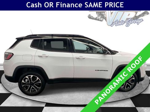 Used 2023 Jeep Compass Limited w/ Sun and Sound Group AWD/4WD image 7