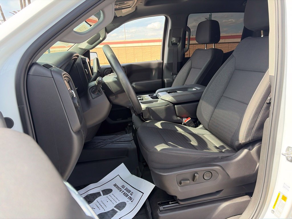 Used 2025 Chevrolet Silverado 1500 Custom RWD image 13