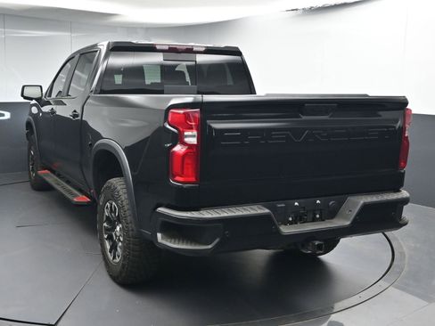Used 2025 Chevrolet Silverado 1500 ZR2 w/ Technology Package AWD/4WD image 6