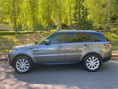 Used 2015 Land Rover Range Rover Sport HSE AWD/4WD image 8