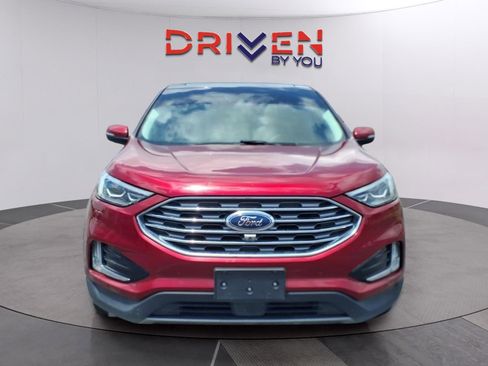 Used 2019 Ford Edge Titanium w/ Equipment Group 301A FWD image 8