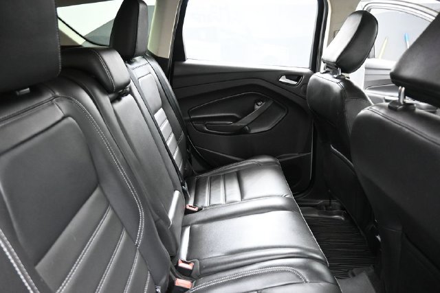 Used 2019 Ford Escape Titanium AWD/4WD image 30