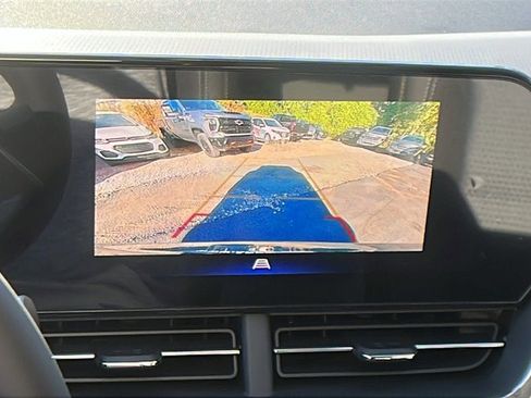 New 2026 Chevrolet Trax LT w/ Driver Confidence Package image 25