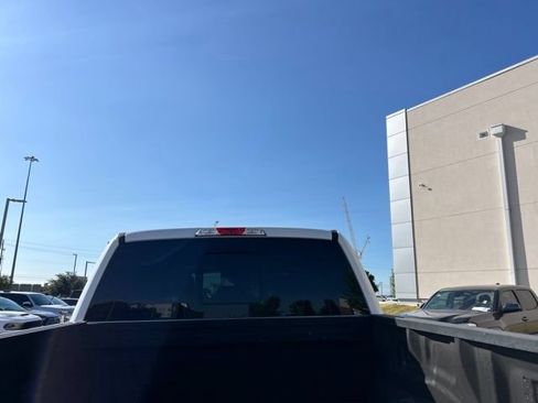 Used 2018 Ford F150 XLT w/ Equipment Group 302A Luxury AWD/4WD image 13