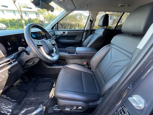 Used 2025 Hyundai Santa Fe SEL image 27