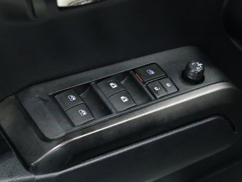 Used 2020 Toyota Tacoma TRD Off-Road image 28